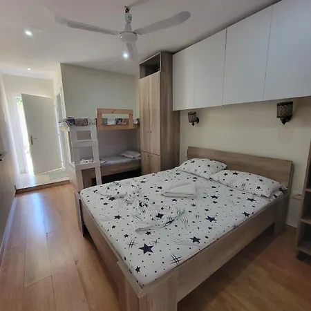 Ag Bed & Breakfast